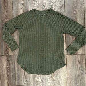 American Eagle XS Waffle Long Sleeve, Green